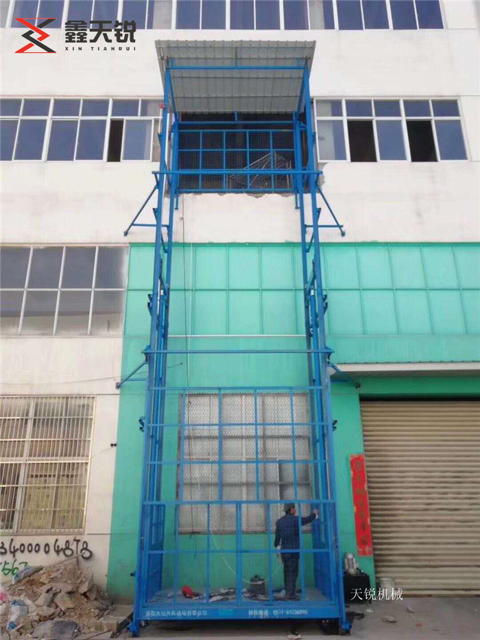 徐州室外导轨式升降机